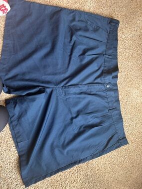 Reebok Men's Dark Blue Flat-Front Golf Shorts